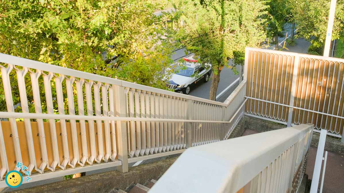 神奈川県警パトカー