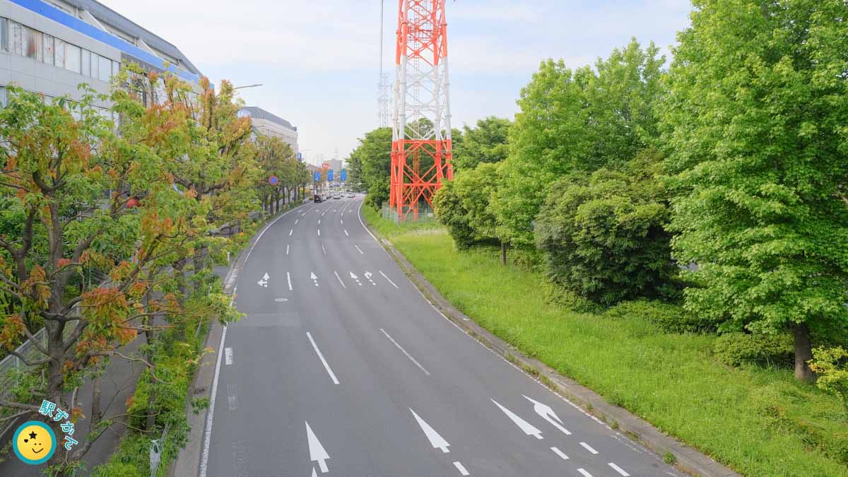 ふれあい歩道橋より江田駅方面