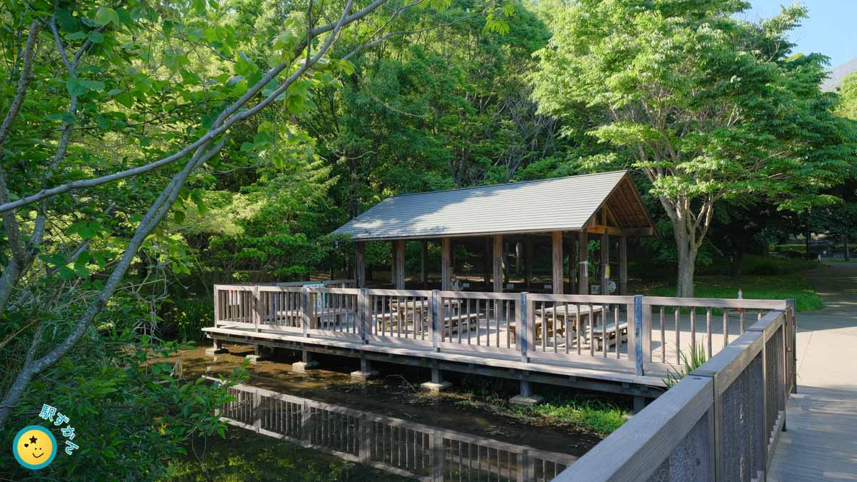 徳生公園の東屋