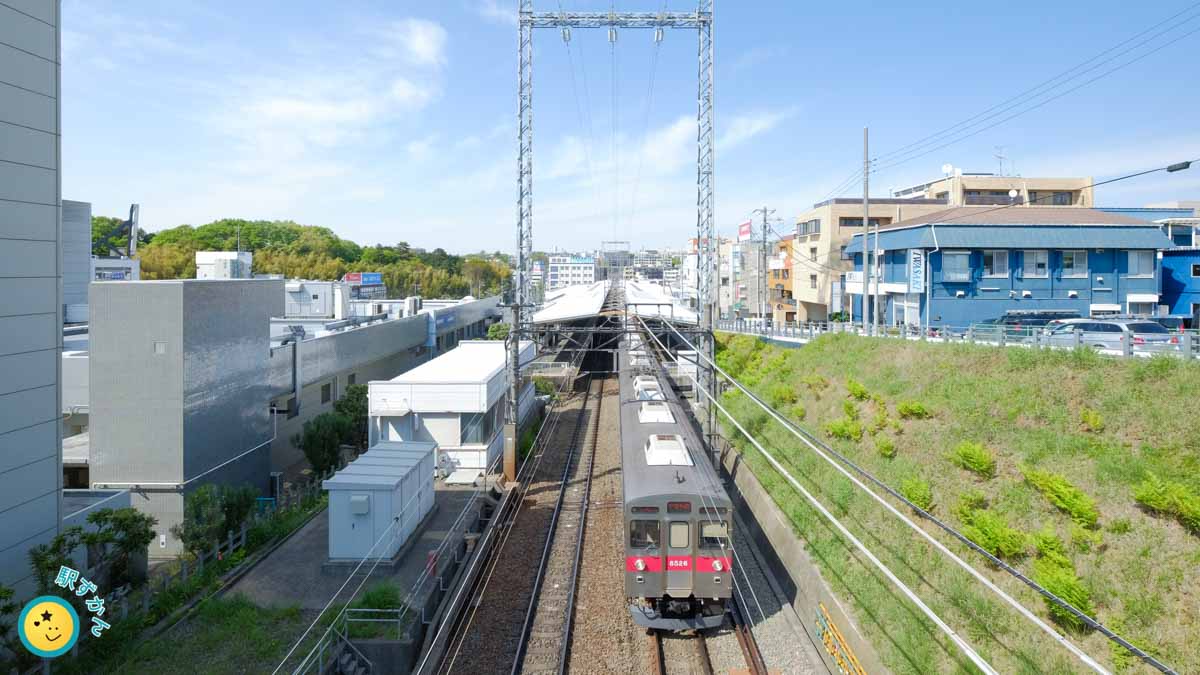 田園都市線8500系の電車