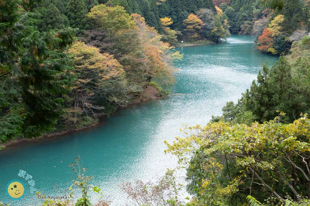 白丸湖の紅葉