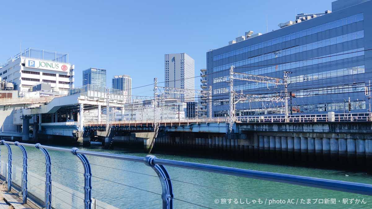 横浜駅西口 帷子川