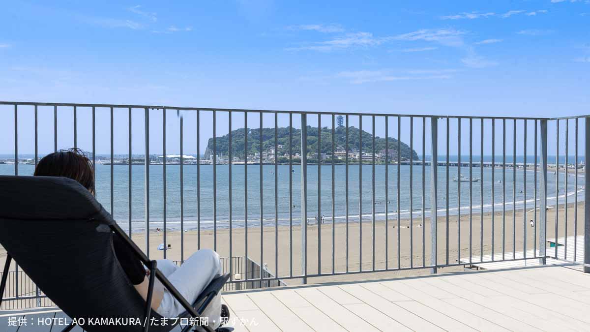 ルーフテラスからの江ノ島