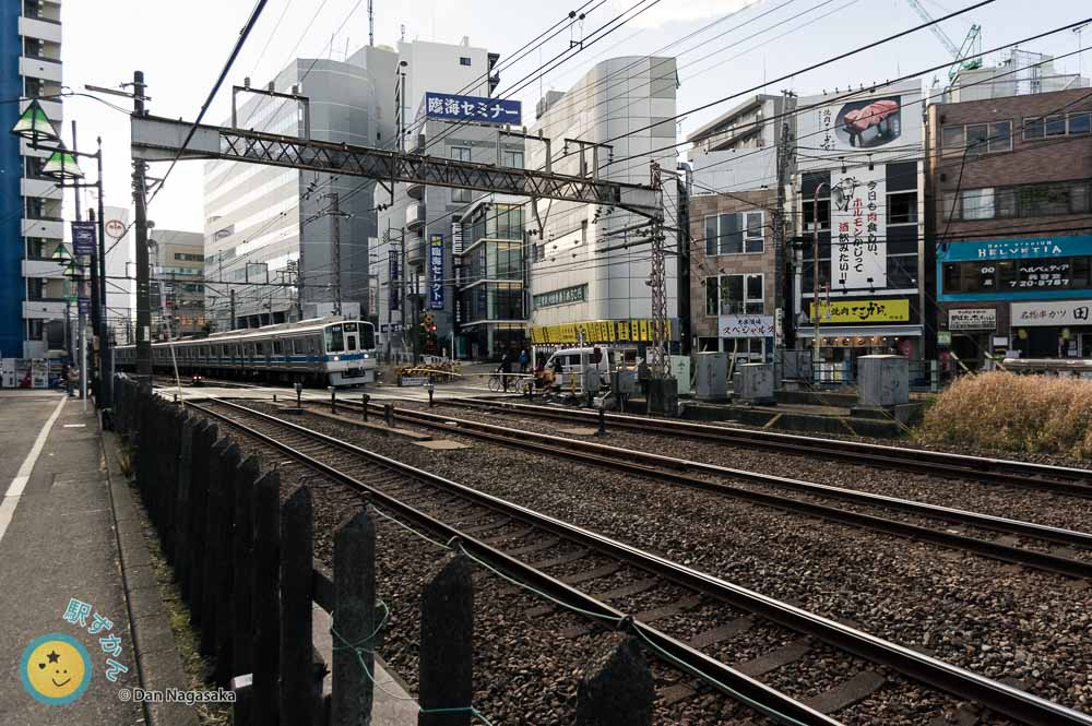 町田駅と小田急線の電車