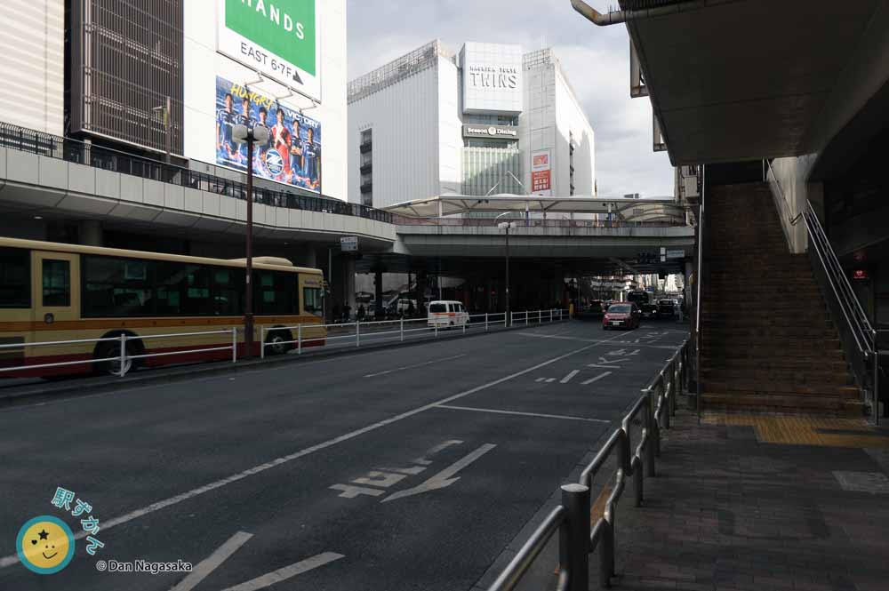 駅前通りの町田東急ツインズ