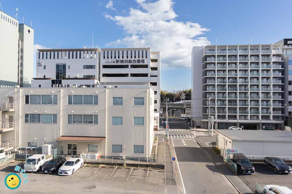 新横浜のオフィスビル
