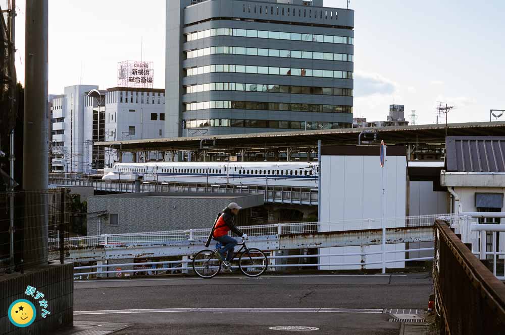 新幹線の新横浜ホーム