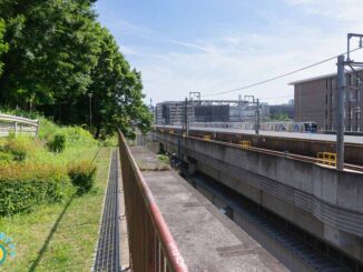 横浜市営地下鉄ブルーラインの電車