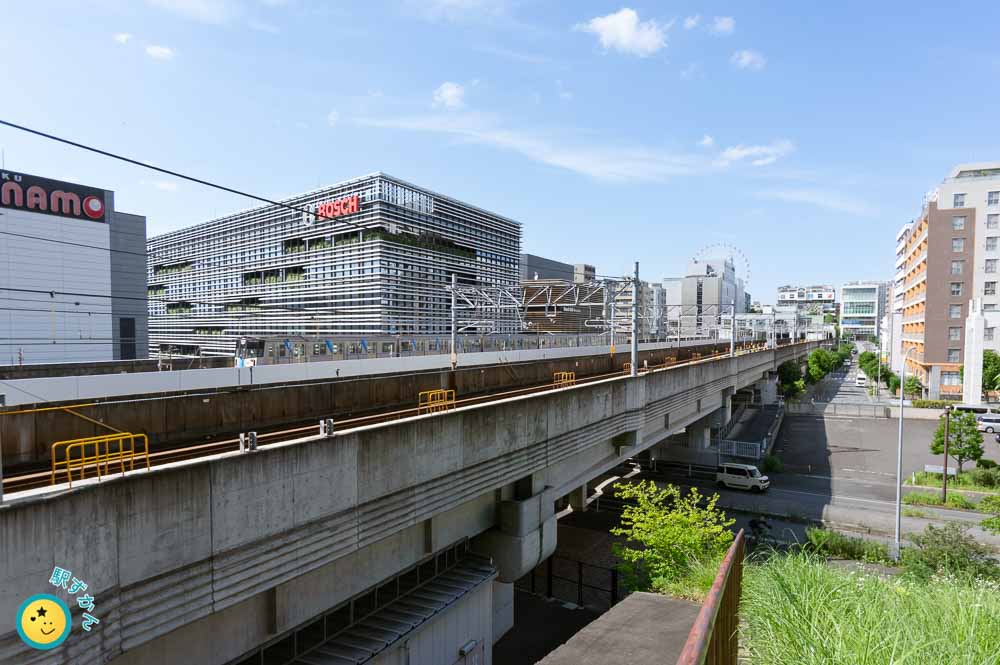 横浜市営地下鉄の高架線,センター北方面