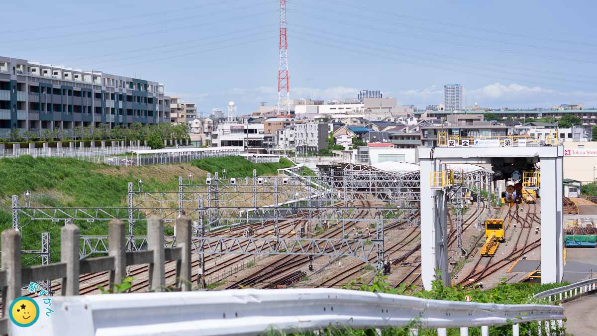 田園都市線 梶が谷駅と梶が谷車庫