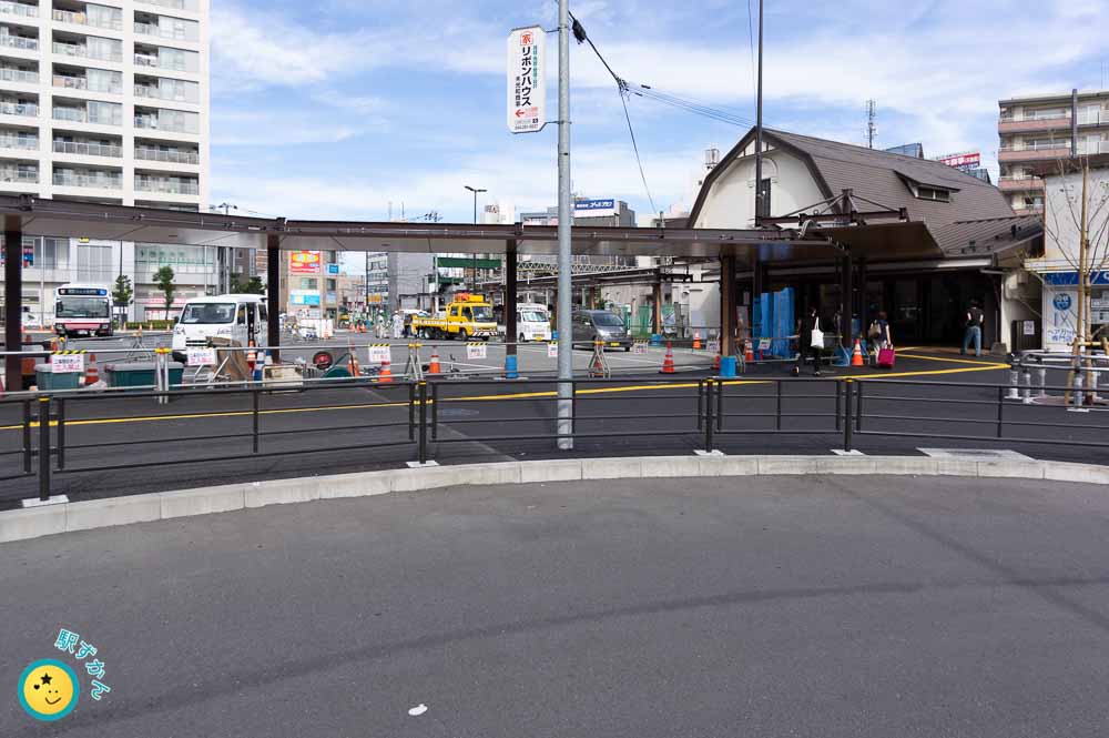 向ヶ丘遊園駅 北口駅舎とロータリー