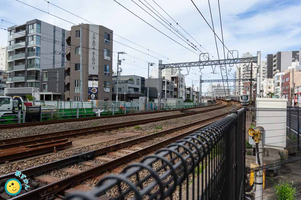 小田急線の登戸高架橋