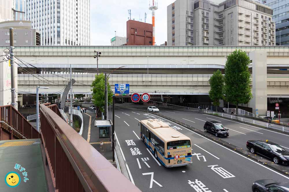 横浜市営バスと首都高速