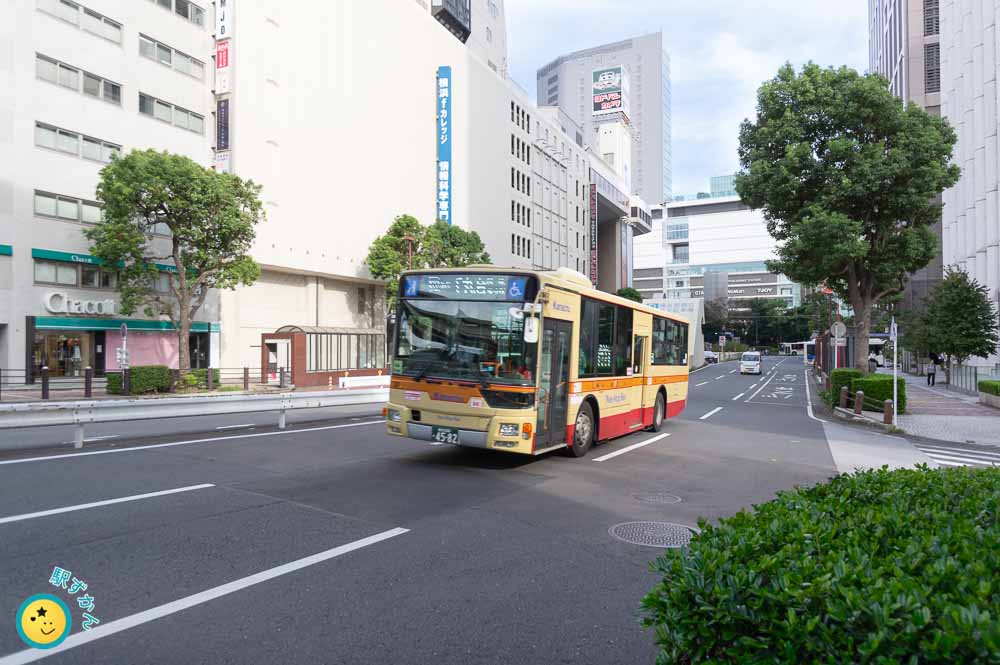 神奈中バスと横浜駅西口
