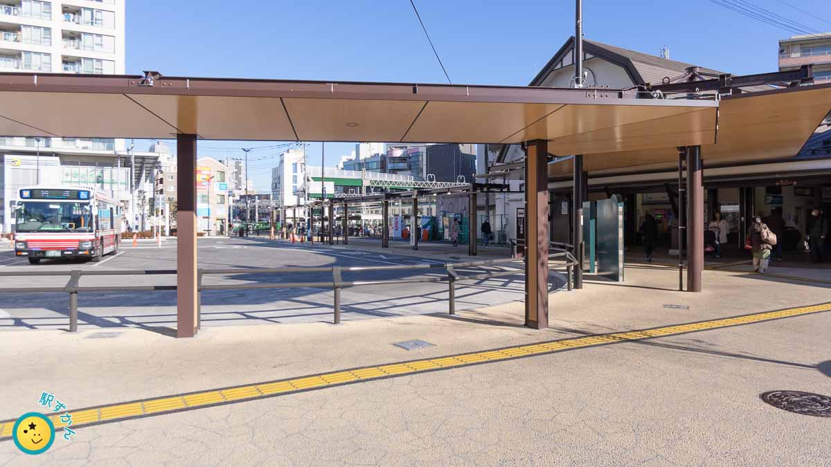 向ヶ丘遊園駅北口と小田急バス