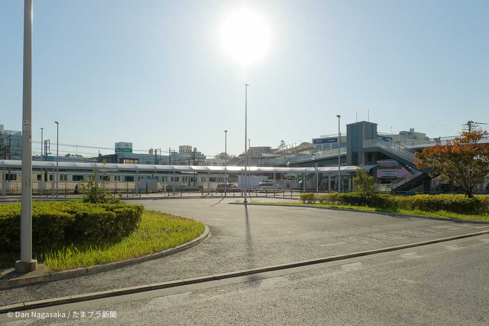 長津田駅と電車